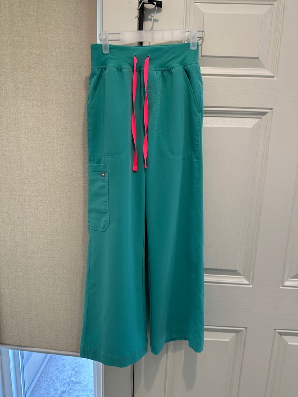 Figs XSP High Waisted Isabel Wide Leg Scrub Pants Surgical Green Limited Edition